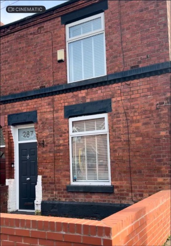 Terraced house in Leigh with weathered brickwork before repointing