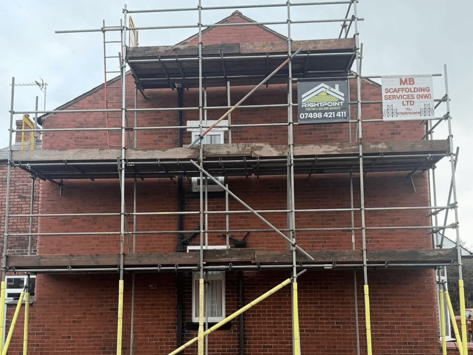 Scaffolding erected on a Manchester house during a Right Point repointing project